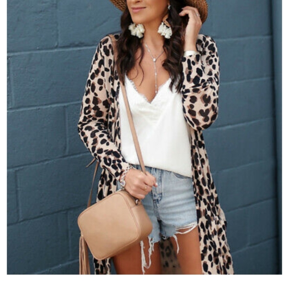 NWT "🥰HOST PICK🥰 STYLE ICON" LEOPARD KIMONO - Picture 5 of 8
